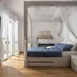 Darina Villa